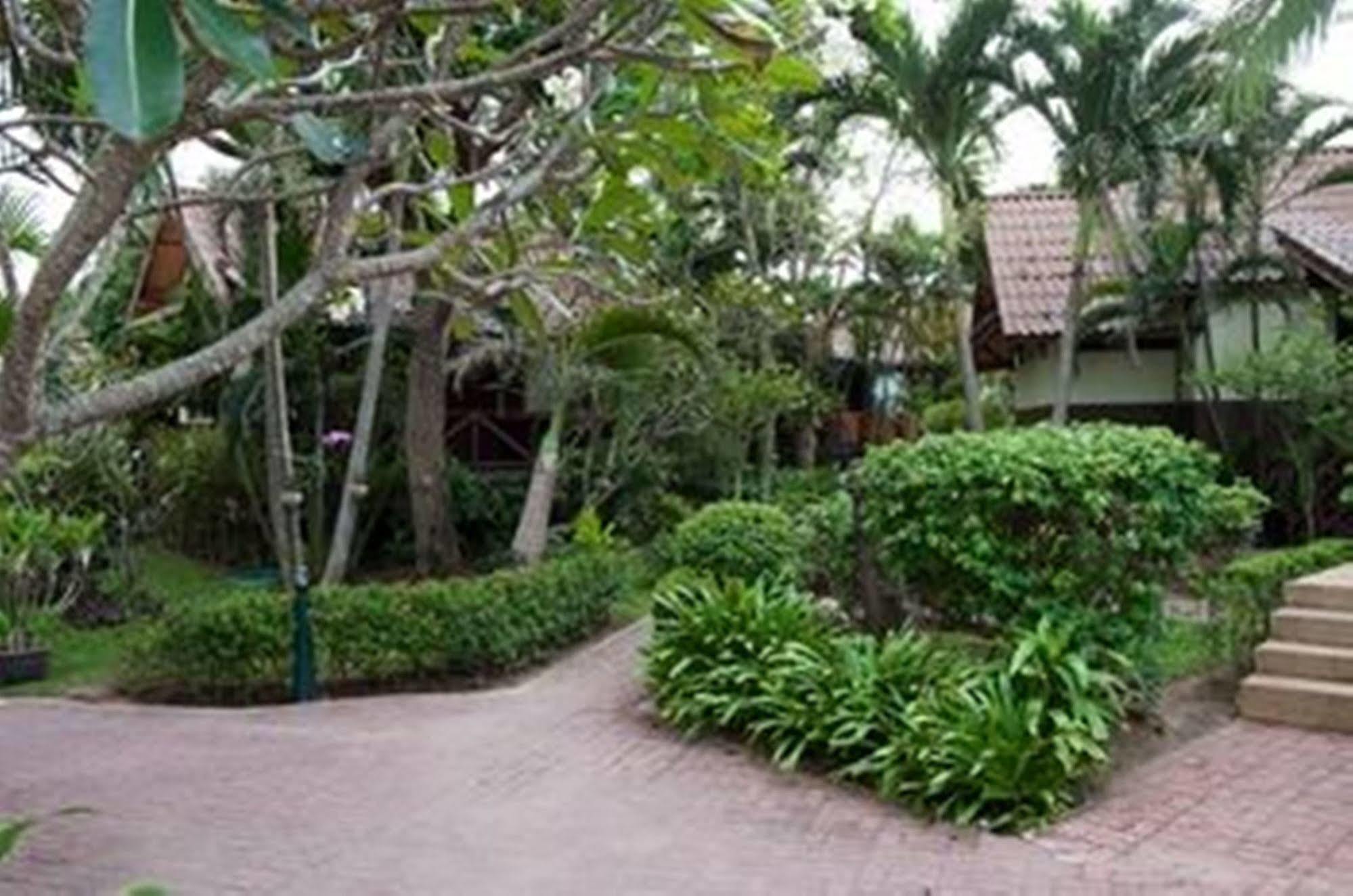 Pinnacle Samui Resort 3*